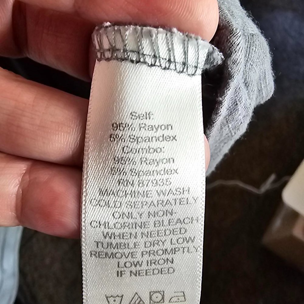 Long LOGO Gray Shirt - Picture 4 of 4